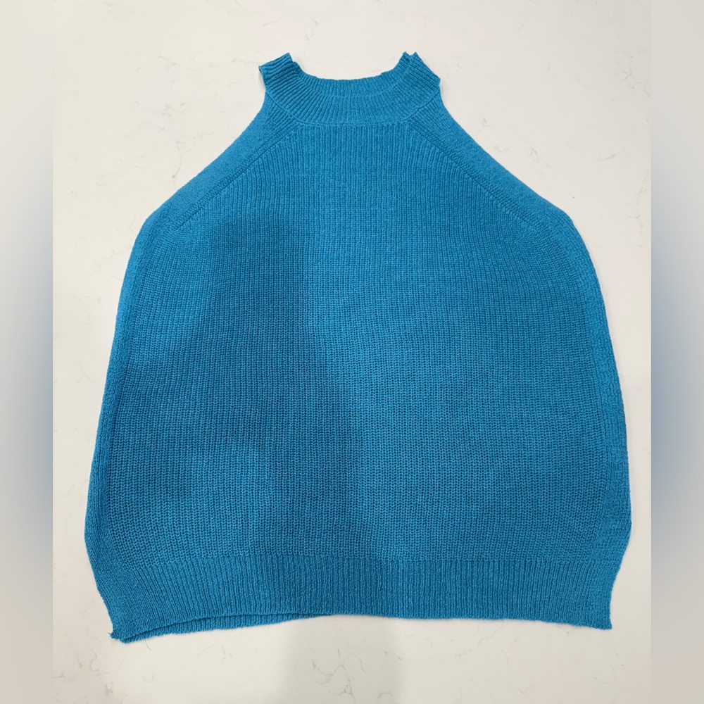 EUC Blue Women's Sleeveless Sweater